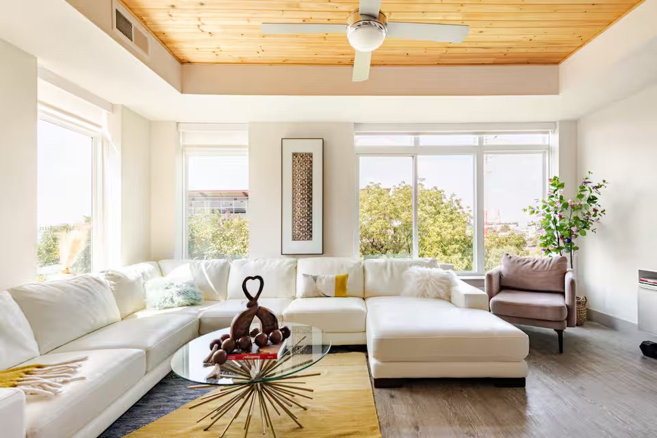Wood ceiling living room — luxury apartment