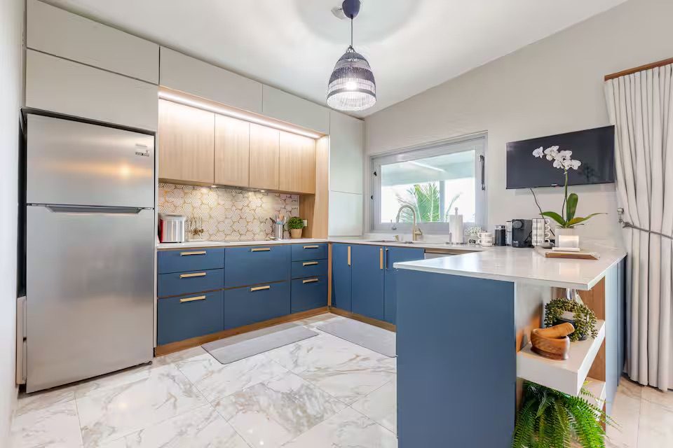 Wally's Puerto Rico villa — blue kitchen